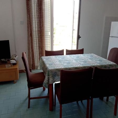 Apartment For 6 In Makarska Centar Exterior photo